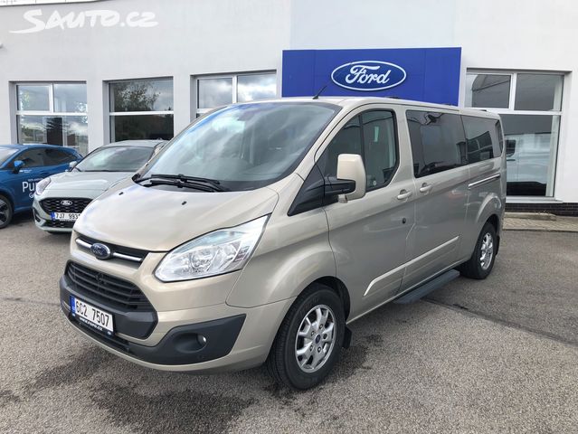 Ford Tourneo Custom